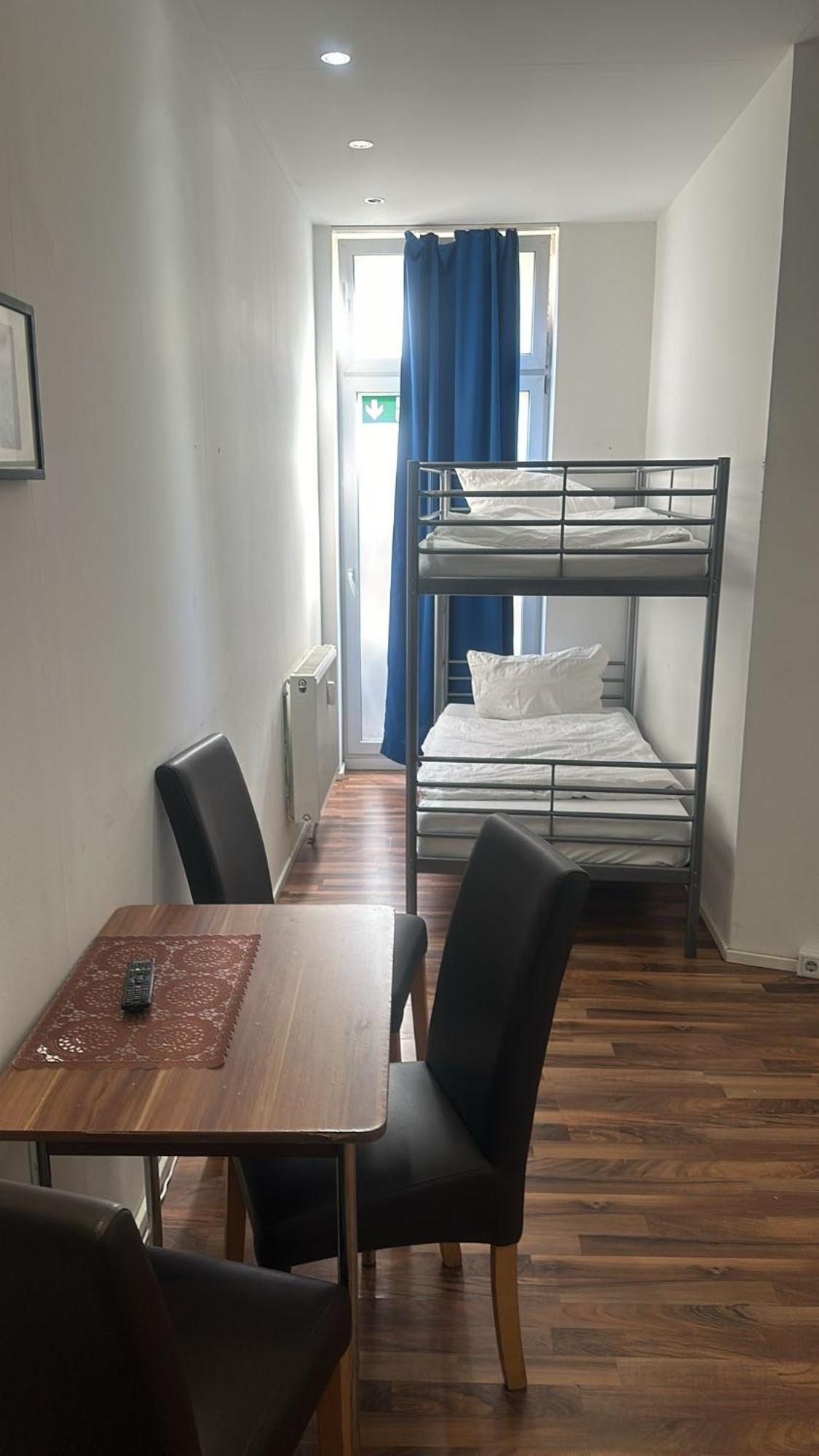 Pension Baku Fürth Exteriör bild