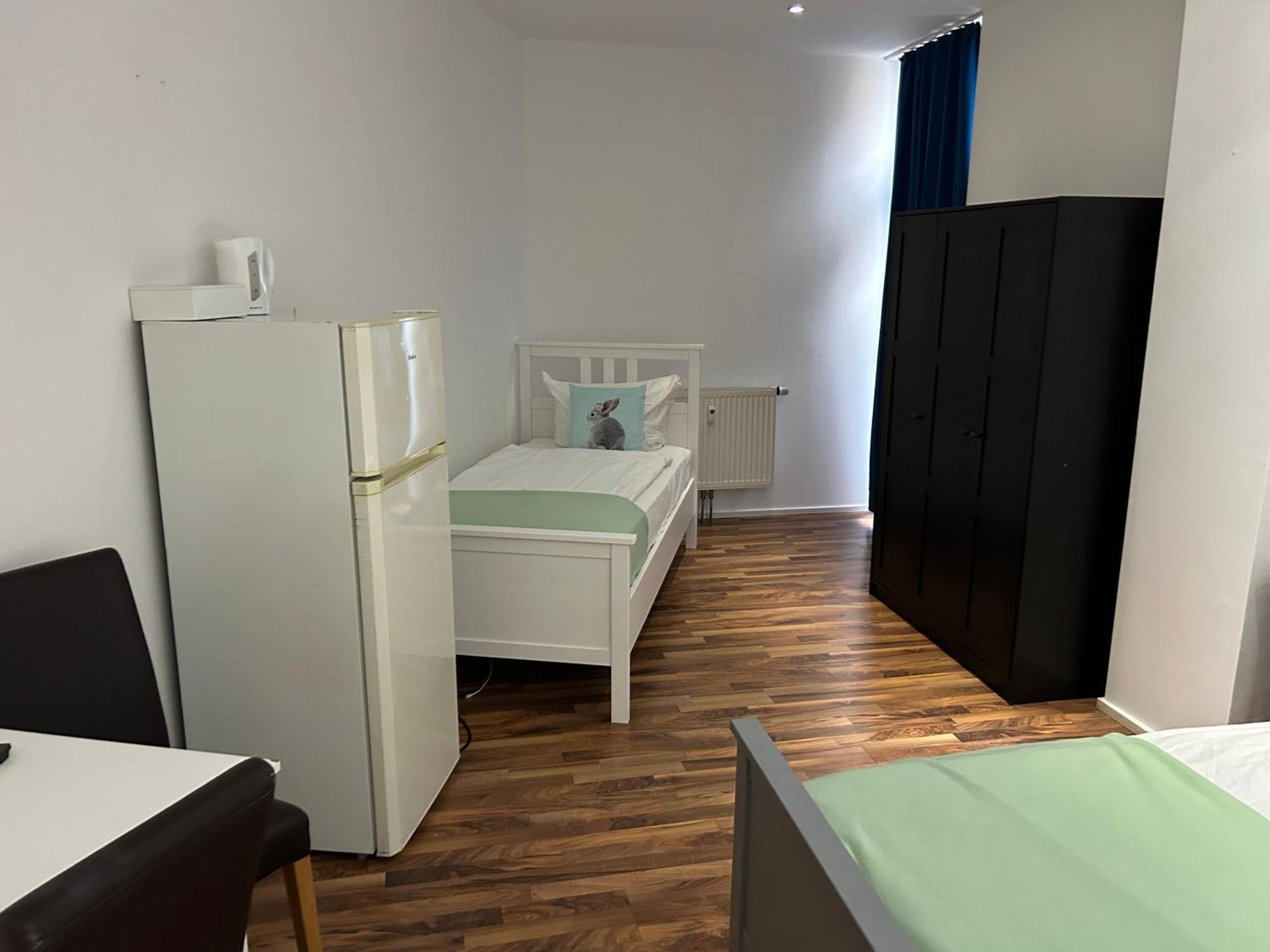 Pension Baku Fürth Exteriör bild
